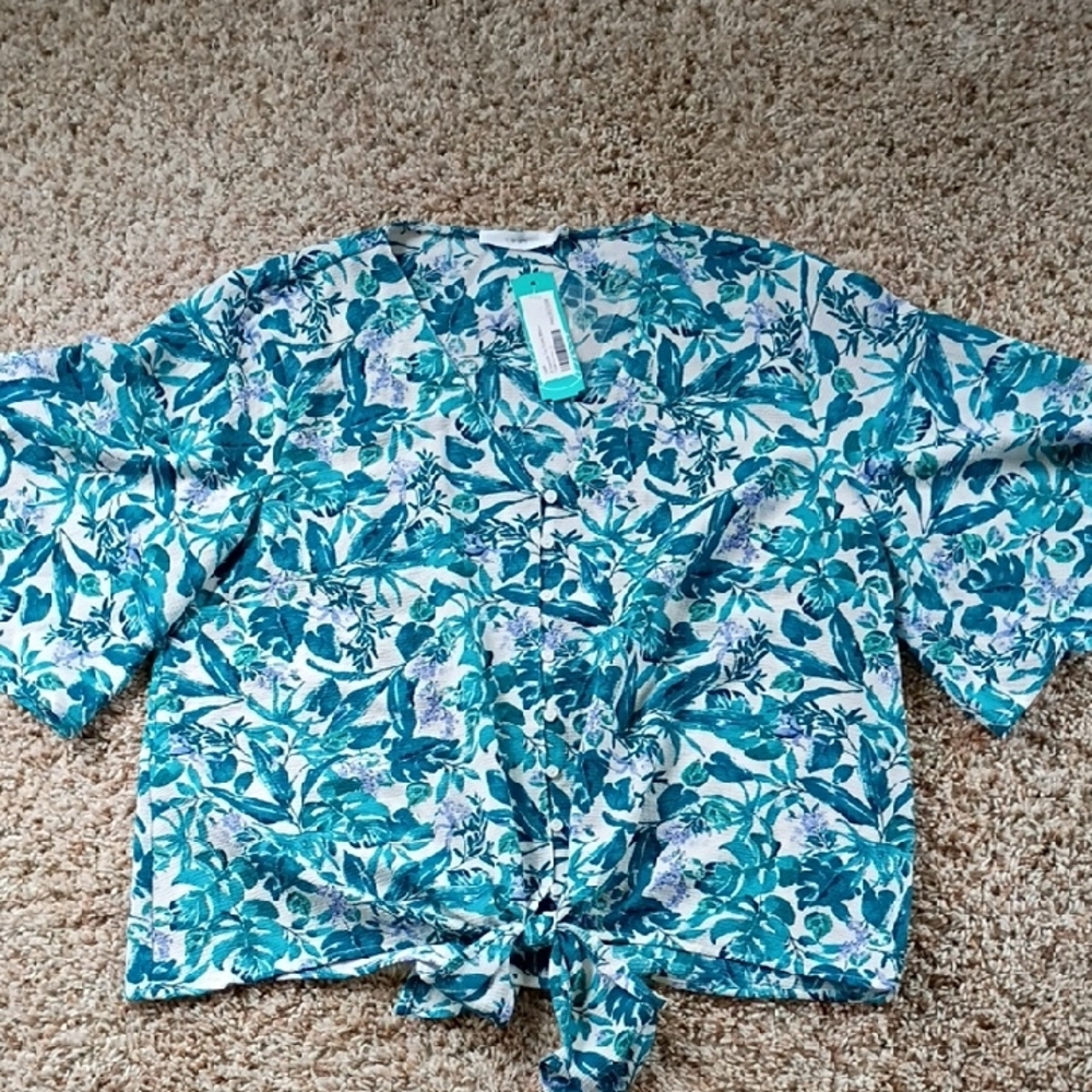 Lush Teal and White Floral Tie-Front Crop Top